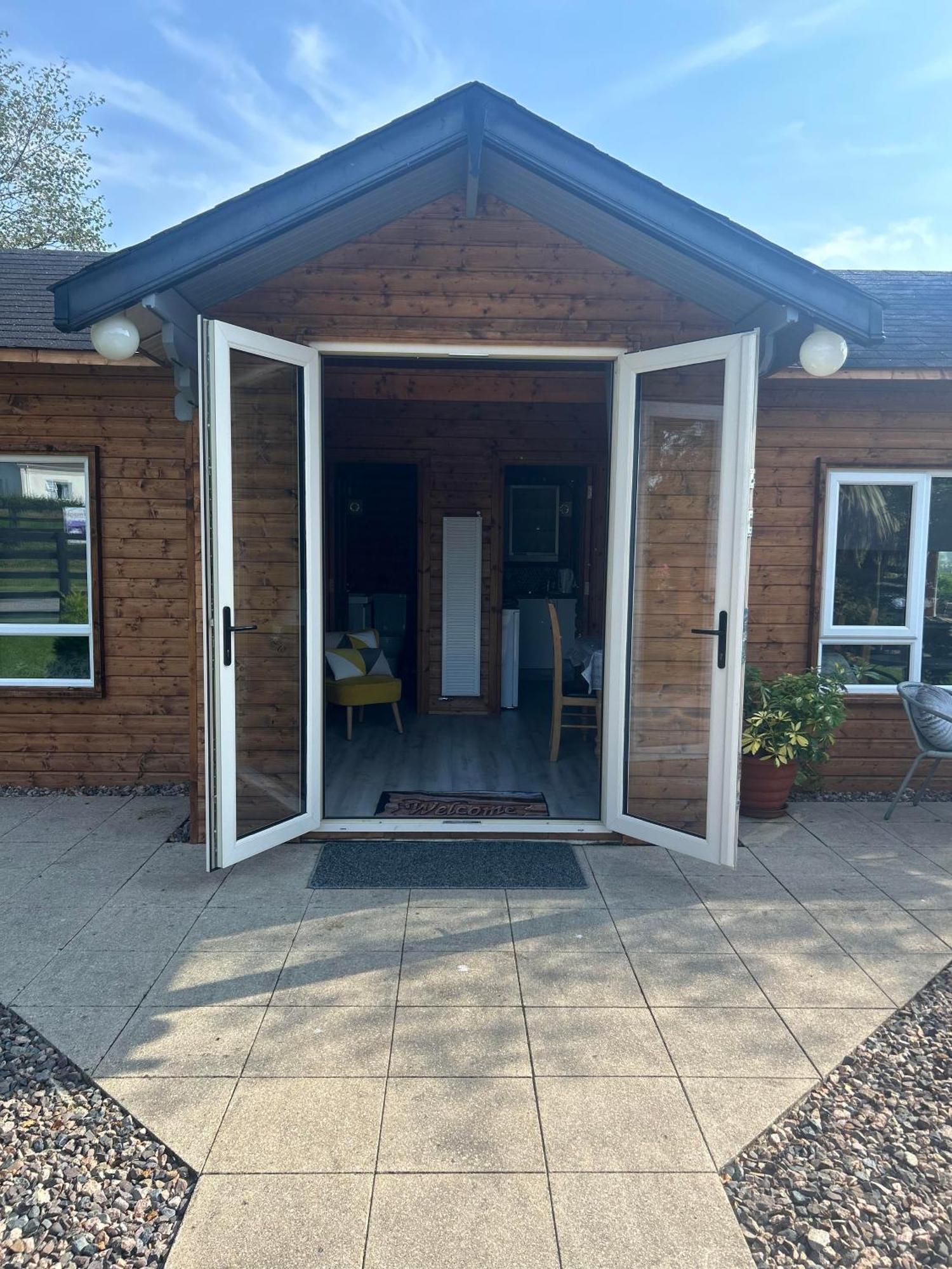 Omagh Villa Sixmilecross Exterior photo